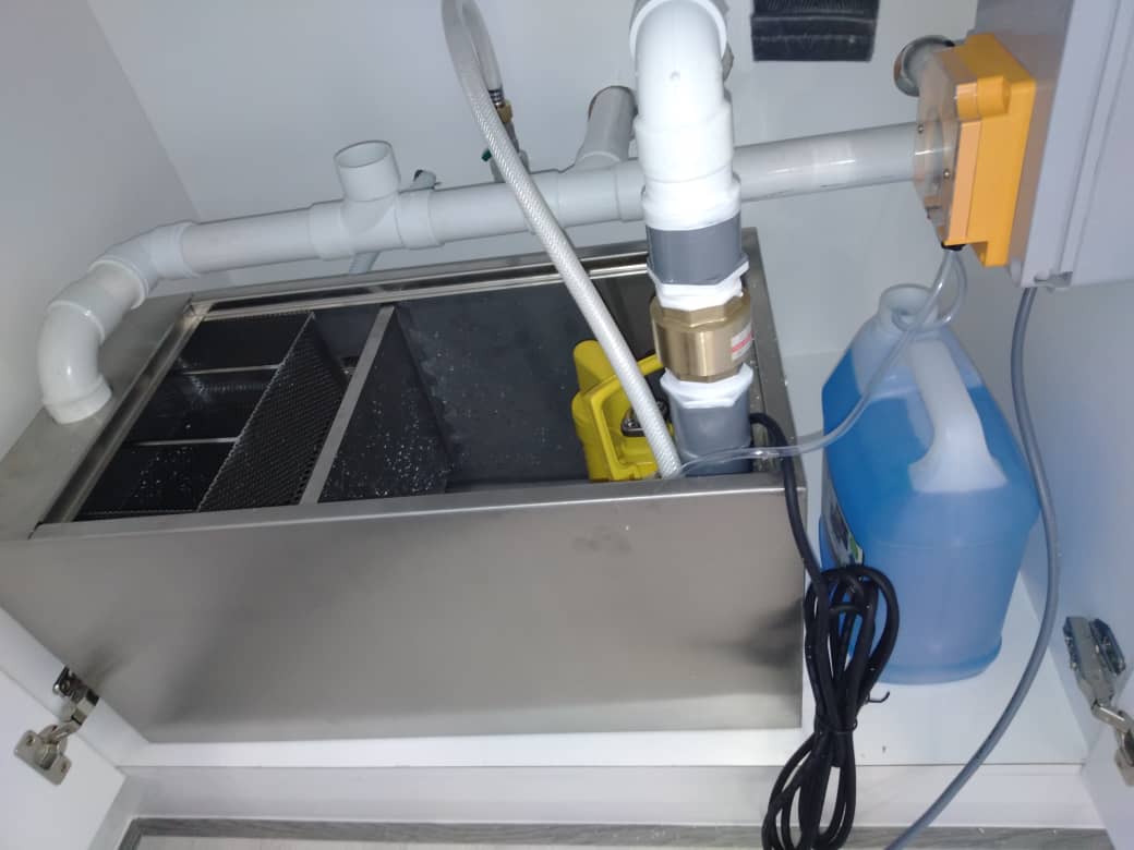 Pantries Grease Trap GTS03P (20 GPM | 47 Liter)